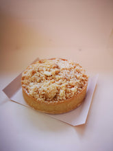 Load image into Gallery viewer, Apple Rhubarb Crumble Tart 105g
