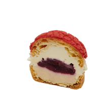 Load image into Gallery viewer, Mixed Berry Choux Bun 120g
